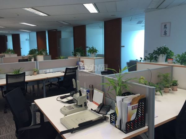 来福士 海通证券 都市总部大楼 港陆广场500平